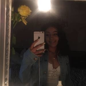 Meet your Posher, Perla